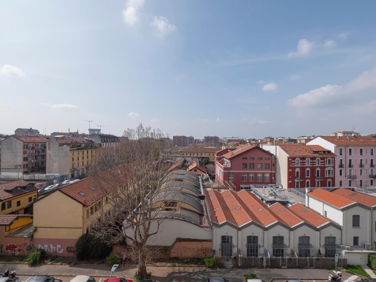 Ihost - Carcano 19 Milano