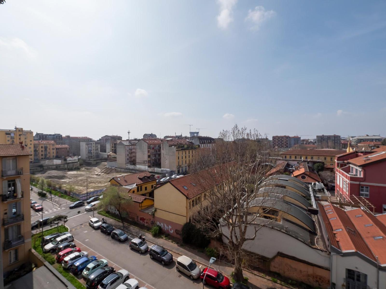 Ihost - Carcano 19 Milano